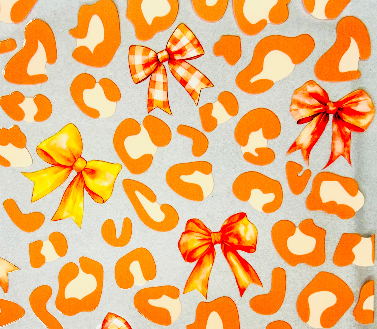Bows and Leopard print- Orange 20oz